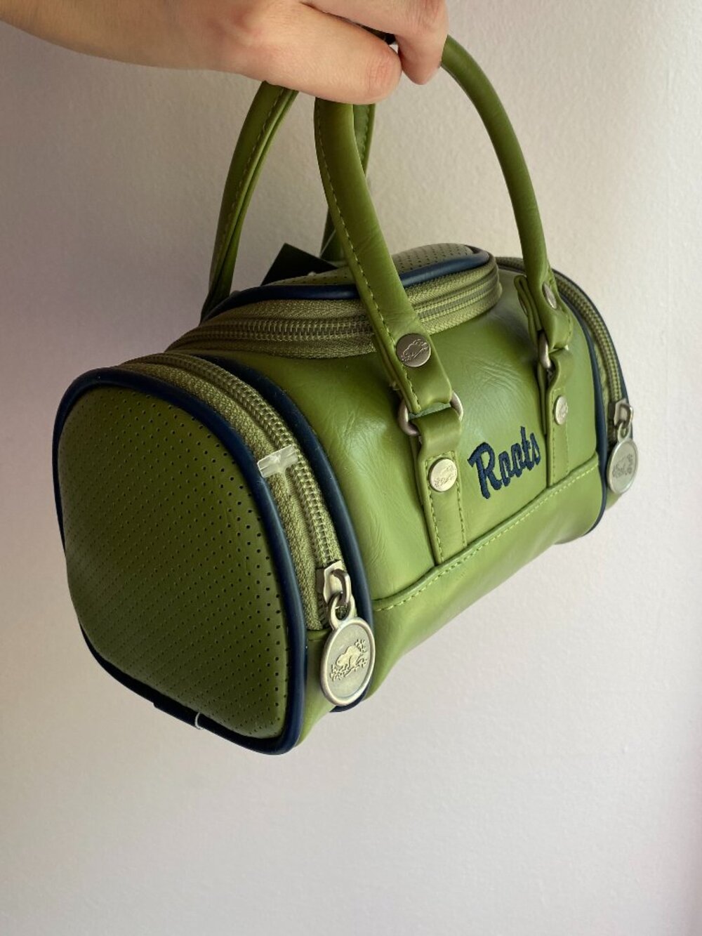 Roots - mini duffle bag